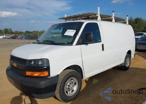 2021 Chevrolet Express Cargo Rwd 2500 Regular Wheelbase Wt from USA, damaged, VIN 1GCWGAFP4M1181314